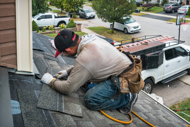Professional Emergency Roof Repair technician working in Medina, ND